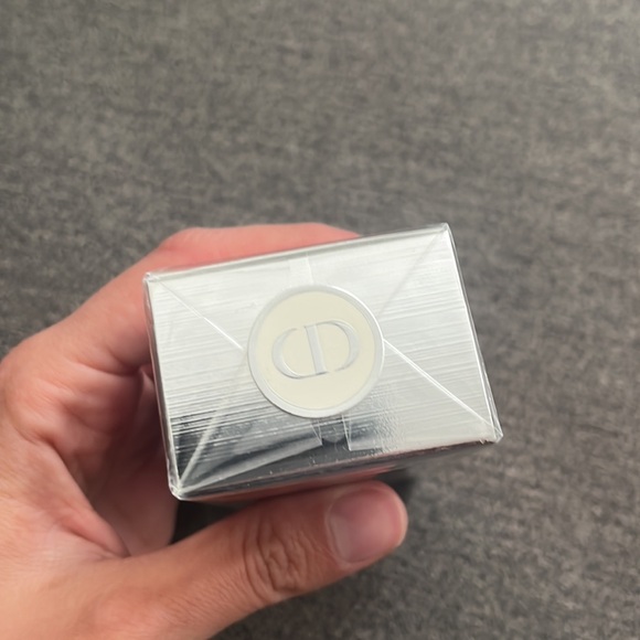 Dior Skin Boosting Super Serum 30 mL new - Picture 3 of 5